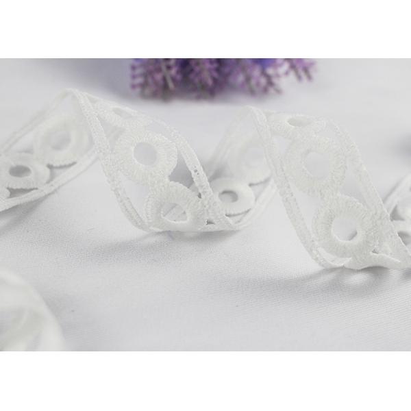 Ajuste blanco lindo plano de la cinta del cordón del algodón del bordado para la ropa de Brithday del otoño