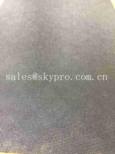 Multi Functional Solid Square Rubber Mats Anti - Slip With 5-8mpa Tensile Strength