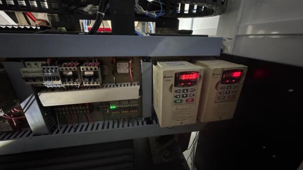 Used Auto Exchange PCB CNC Milling Machine 2 Spindle