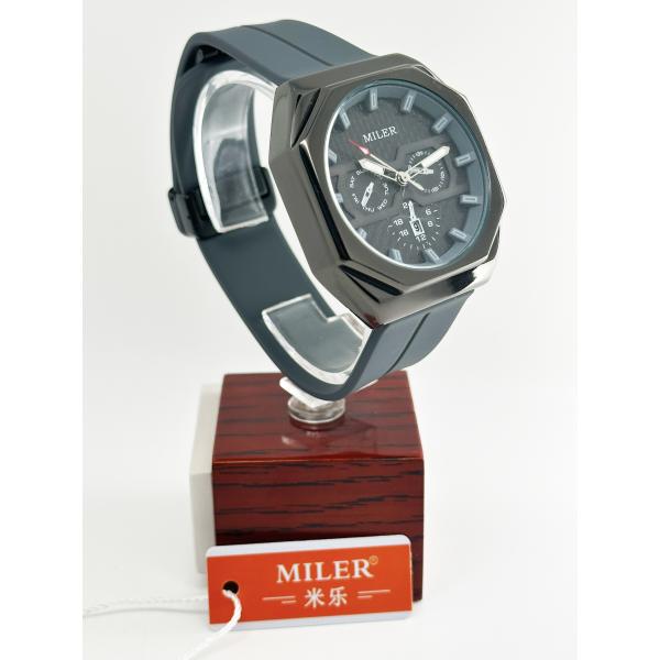 Casual Men's quartz Watches Minimalist Stick Needle Scale Three Eye Six Needle Waterproof men's quartz Watch