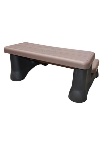 Etapas impermeáveis da banheira de hidromassagem e escada dos termas da banheira de hidromassagem dos acessórios para não se desvanecer