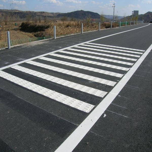 Factory Direct White Yellow High Durable Hot Melt Road Marking Paint Reflective Paint