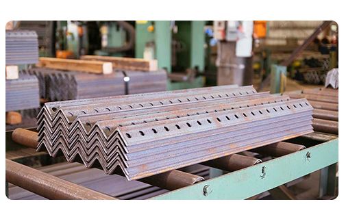 Galvanized Carbon Steel Angle Bar Rust Resistant Steel L Shaped Bar Commonly Applied in Structural and Engineering Fields
