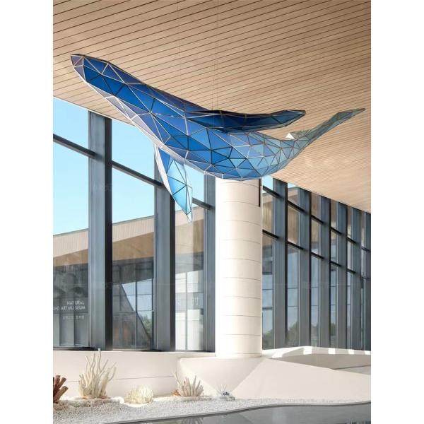 Lâmpada de pendente grande de golfinho azul moderno personalizado para decoração de interiores Iluminação de projetor de escultura geométrica para villa