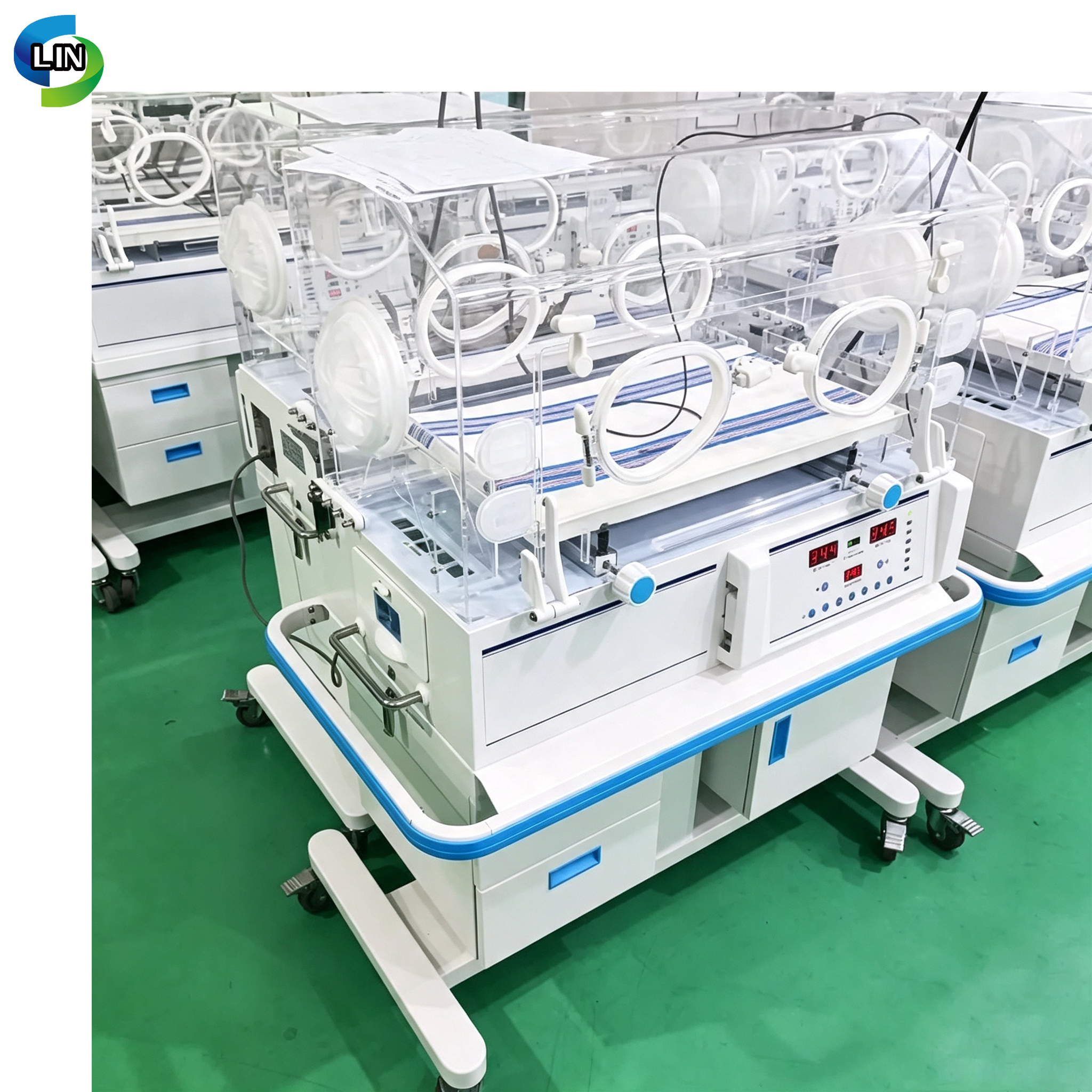 Steel Material Infant Incubator with 25.0℃ ~ 37.0℃ Air Mode Temperature Range to Maintain Newborn Body Temperature