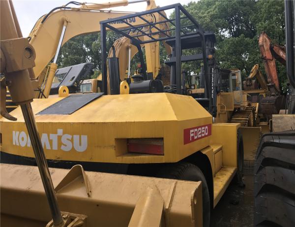                  Used Japan Manufactured Komatsu-Fd25t-14 Forklift Truck in Good Condition with Reasonable Price. Secondhand Forklift Truck Fd30-17,Fd30t1,Fd30t-17,Fd80 on Sale.             