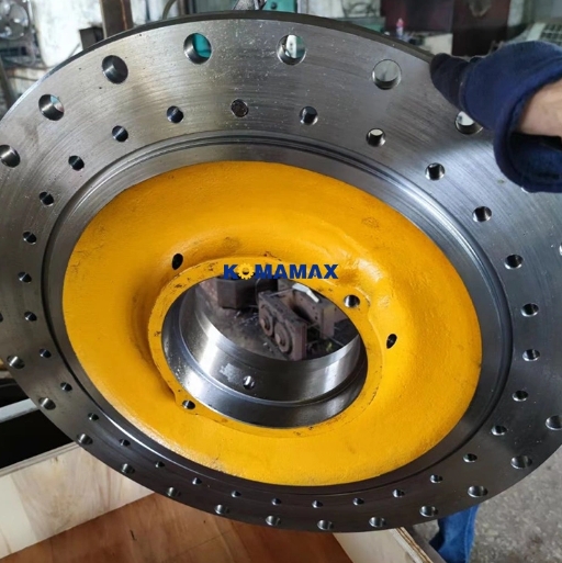 D60P D65E D65EX D65P 14X-27-31710 Final Drive Travelling Motor Hub for Professional