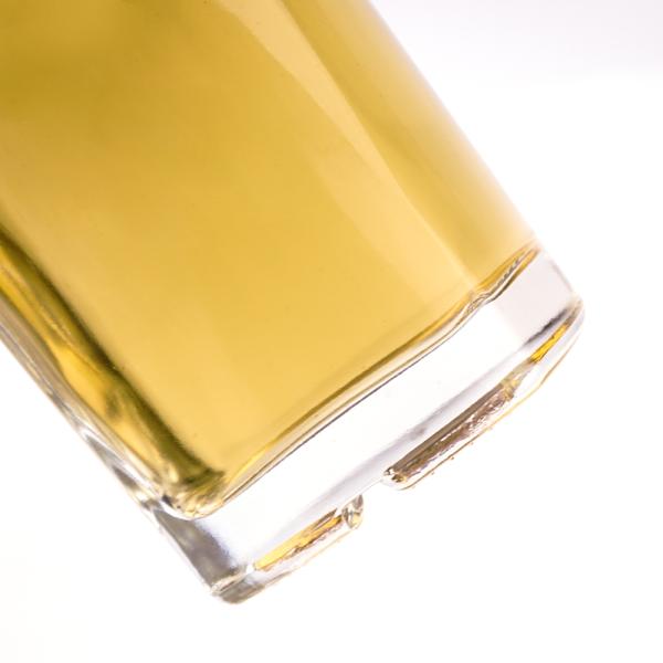 Cap Type Cork Screw Both 750ml Glass Liquor Bottle for Whiskey Gin Vodka Spirit Wine