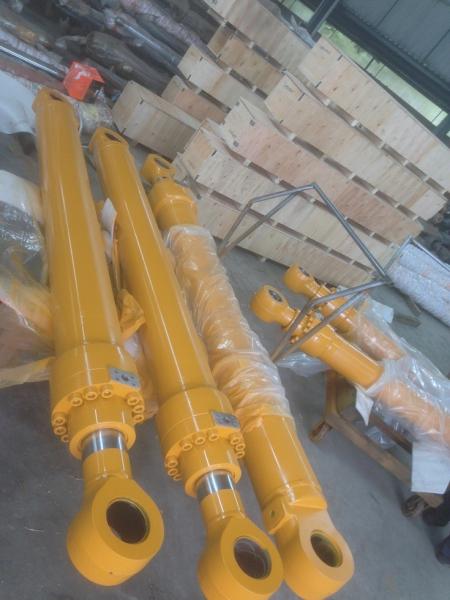 Hyundai cylinder part no. 31QA-60110  hydraulic cylinder