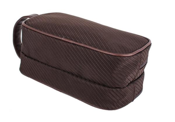 Luxury Promotional Toiletry Bag Polyester Material Made With Custom Logo