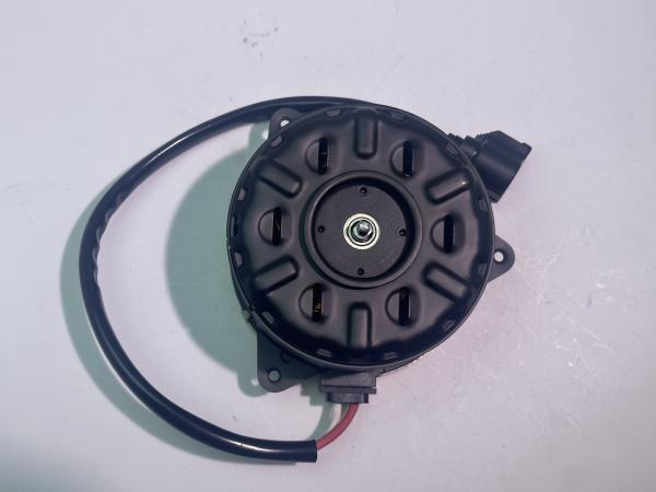 Le moteur est équipé d'un moteur de ventilation.
