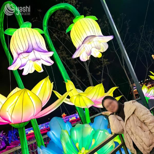Lifelike Floral Zigong Lantern Detachable Colorful For Outdoor Garden Decor