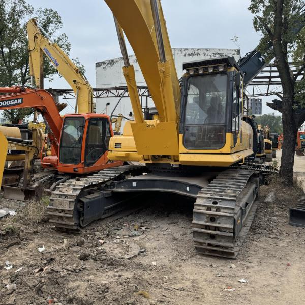 Used Komatsu PC450 Excavator in Excellent Condition 45 Ton Operating Weight