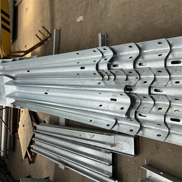 Hot Galvanized cold Rolled Length 4130mm W-Beam Highway Guardrail Traffic Crash Barrier Standard AASHTO M-180