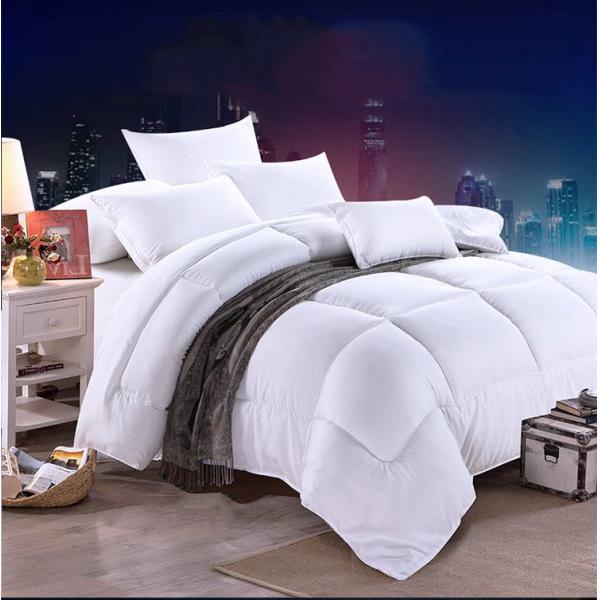 Breathable Hotel Bed Quilt Hotel Collection Queen Comforters For Adults