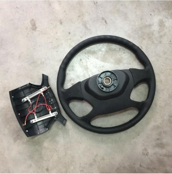 Shacman Heavy Truck Cabin Spare Parts Steering Wheel Assembly Standard Size