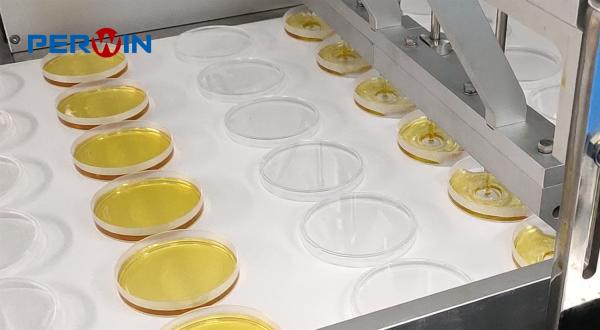 Efficient and Precise Petri Dish Filling Machine 3000Pcs/hour Speed 4ml-70ml Filling