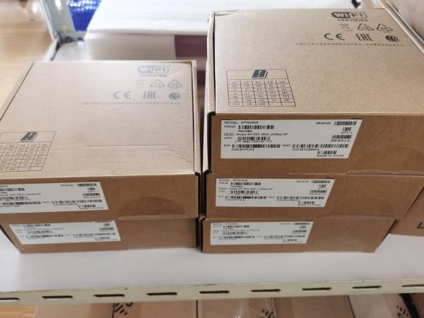 HPE Aruba AP505 802.11ax Point d'accès sans fil à radio double
