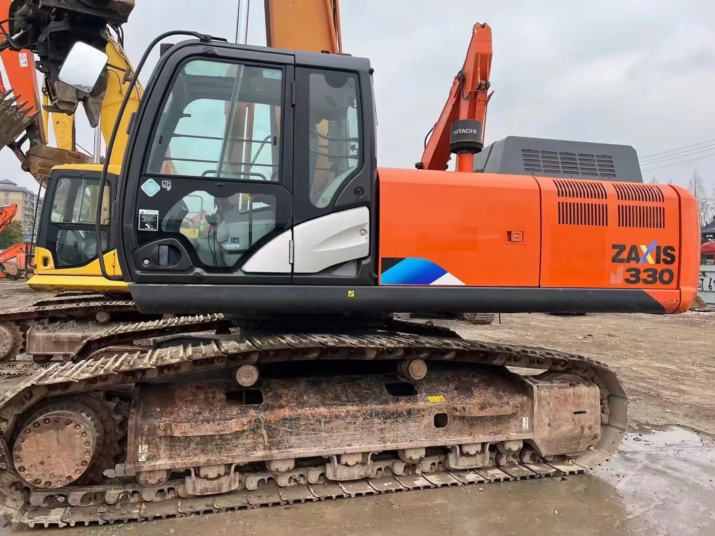 Быстрая скорость ZX300-5A Использованный экскаватор Hitachi с оригинальным импортированным новым двигателем Isuzu