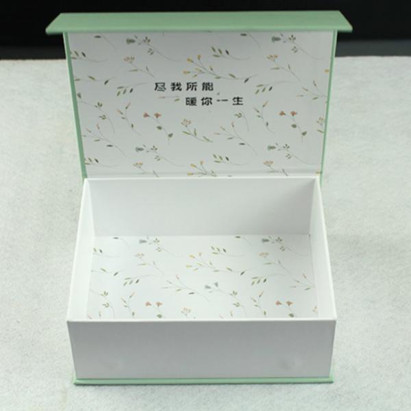 Pantone Color Printing 157g Art Paper Cosmetic Gift Box Packaging