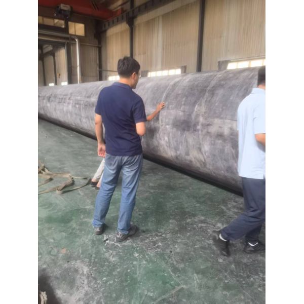 Ship Launching Airbags 1.0m-35m Length Single/Double Arm 10-1000 Tons Weight Capacity for Shipbuilding Industry