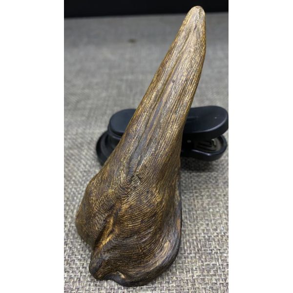 Qi Nan Agarwood Chunks Wooden Handle Piece Car Small Hanging