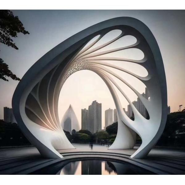 316L Stainless Steel Outdoor Metal Sculpture with White Baking Varnish and 4.5 Meter Length for Modern Art Decoration
