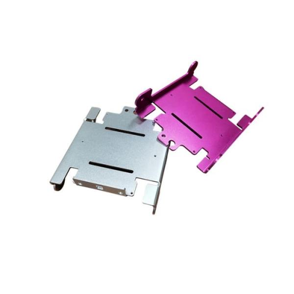 Окрашенные отделочные части из алюминия и металла