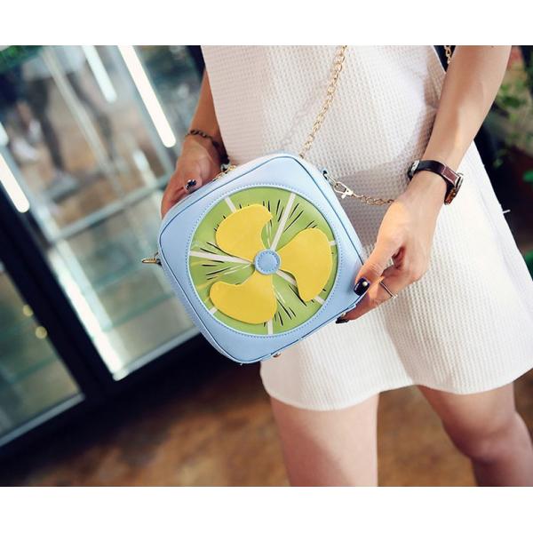 2016 summer new female Japanese fruit fan small square bag Messenger bag cute shoulder bag women's singles