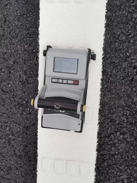 BS Standard Thermoplastic Road Marking Paint For Traffic Line
