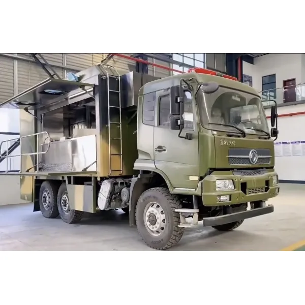 Professional-Grade Dongfeng 6X6 off-Road Self-Propelled Kitchen Vehicle Motorhome