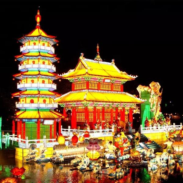 50cm-30m Chinese Festival Lantern , Show Silk Outdoor Lanterns