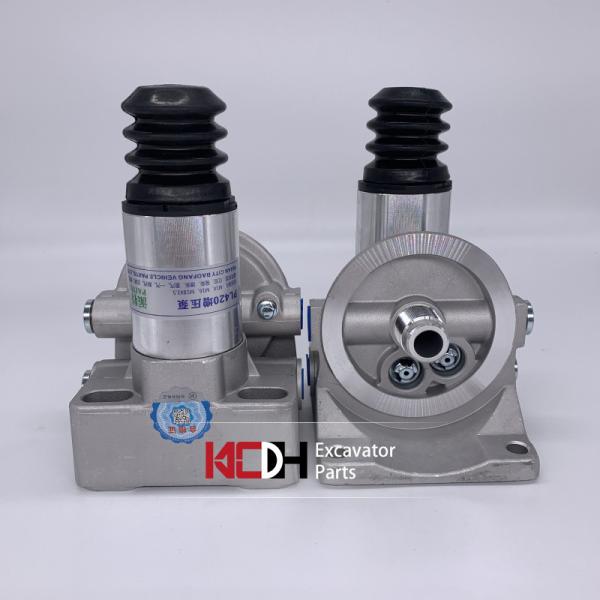 Основание насоса высокого давления фильтра разделителя воды топлива частей R010017 PL420 экскаватора алюминиевое, соответствующее для воздушного фильтра