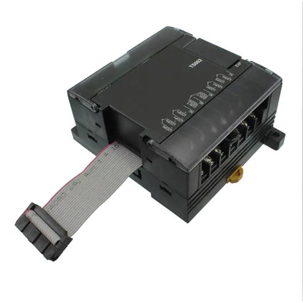 Рельс DIN модуля C.P.U. PLC Omron установил модуль расширения CP1W-TS002