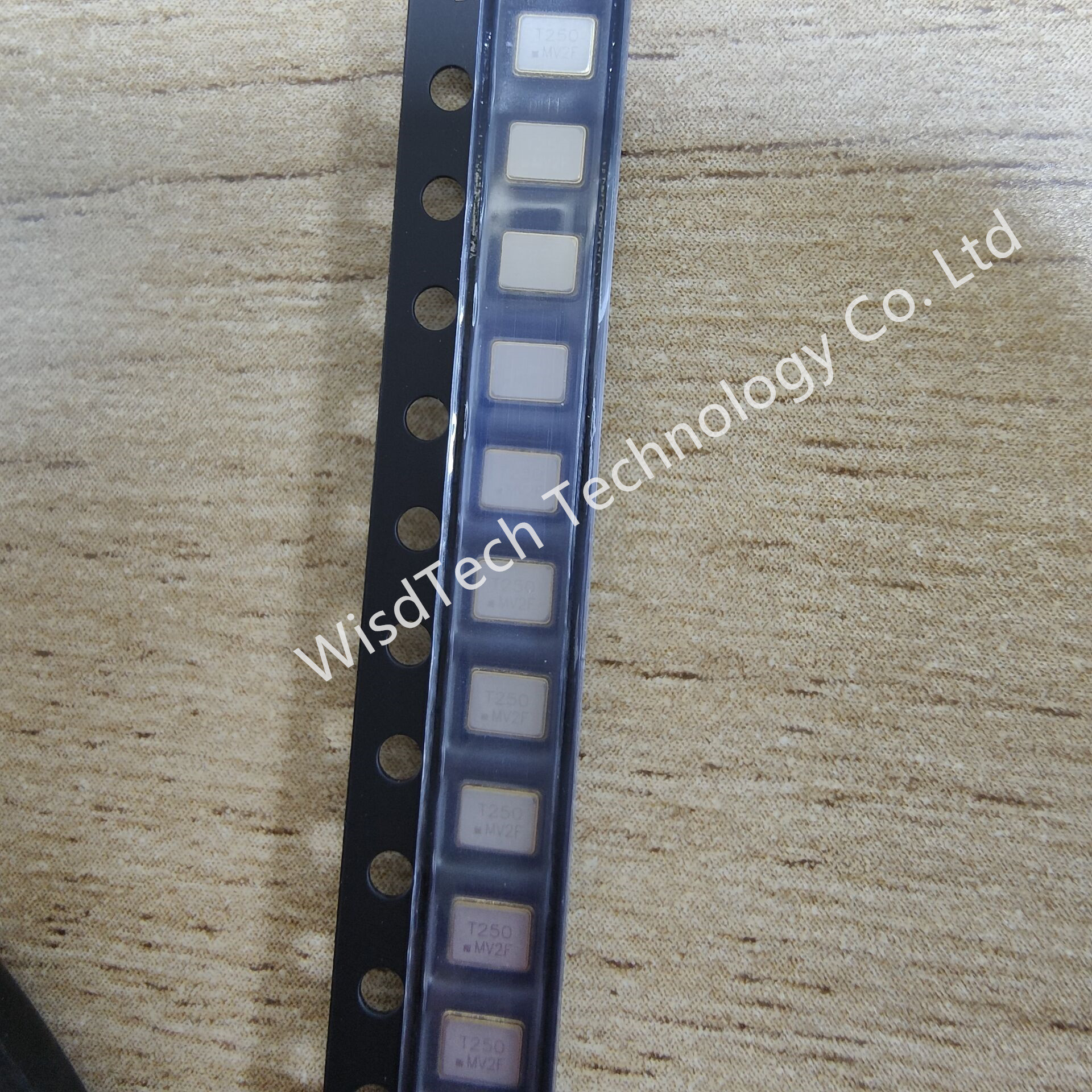 ABM8-25.000MHZ B2-T3 Кристаллы Кристалл 25.0000MHZ 18PF SMD DIP Кристалл