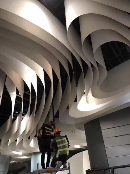 Flake 3mm Thickness Aluminum Ceiling Panels Kynar 500 Coating For High End Shopping Mall