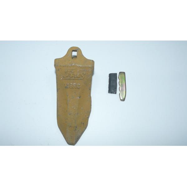 Alloy Steel Digger Bucket Teeth 18S 30S Teeth For Excavator