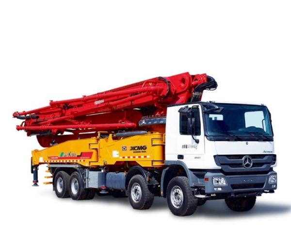 Hb37 Used Concrete Pump for Large-scale Construction Projects