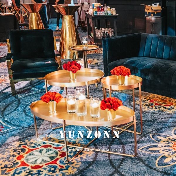 Golden Finished Metal Iron Oval Shape Decorative Guest Room Coffee Table Side Table End Metal Table