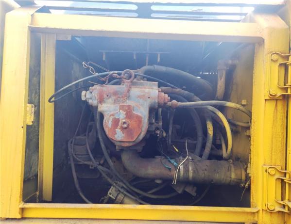                  Used Original Paint Komatsu 22 Ton Hydraulic Excavator PC220-6 on Sale             