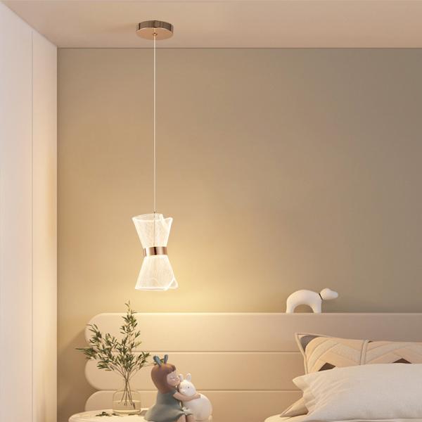 Chambre de séjour moderne Lampade montée à LED Chambre de lit lumineuse transparente Décoration de chevet Acrylique Pendant Light