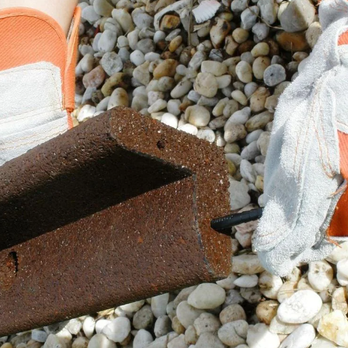 Recycled Rubber Landscape Edging with 60-70 ShoreA Hardness and Weather-Resistant for Garden Borders