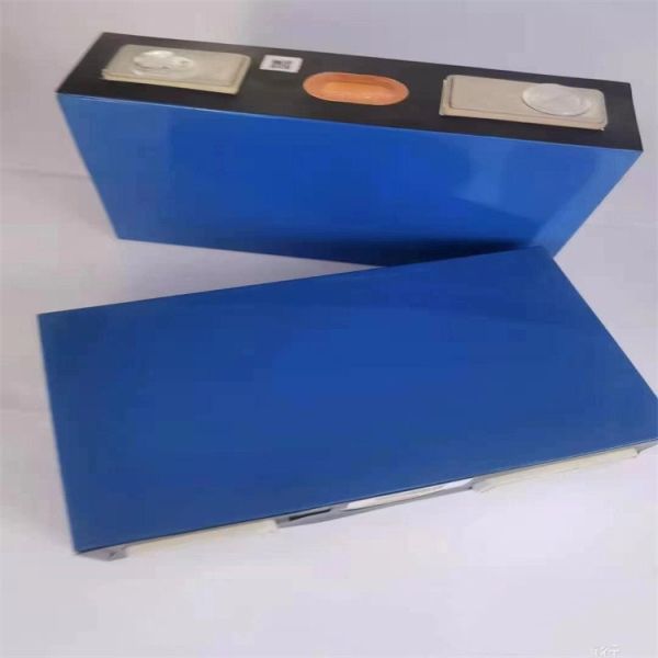 Manufacturers Wholesale XingLong Brand Large Units Replace Battery Pack CATL 65AH LFP Anode ISO9001 CE Certified Three-way Power