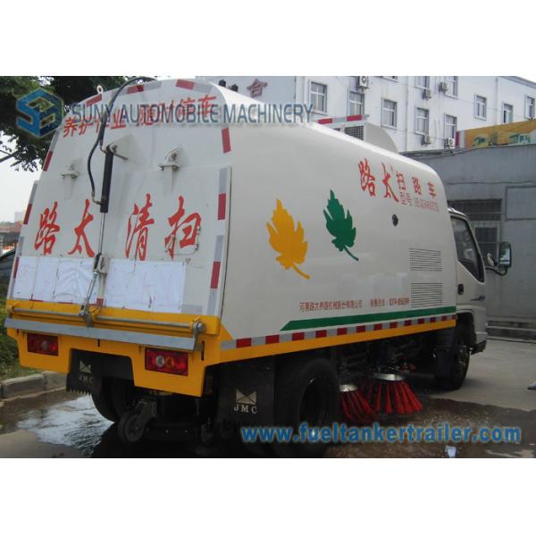 JMC Light Duty Road Sweeper Truck 4000L 1500KG Vacuum Street Sweeper