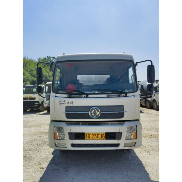 Pompe à béton linéaire diesel Zhonglian 10022 d'occasion – 129KW | Productivité de 100M³/H | Convoyage vertical de 500M / Horizontal de 400M | 0-2000h