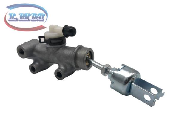 LAND CRUISER 31420-60050 Automotive Spare Parts Clutch Master Cylinder