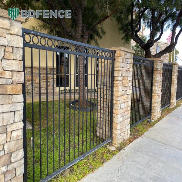 Black Flood-Resistant Tubular Metal Fence Waterproof Base