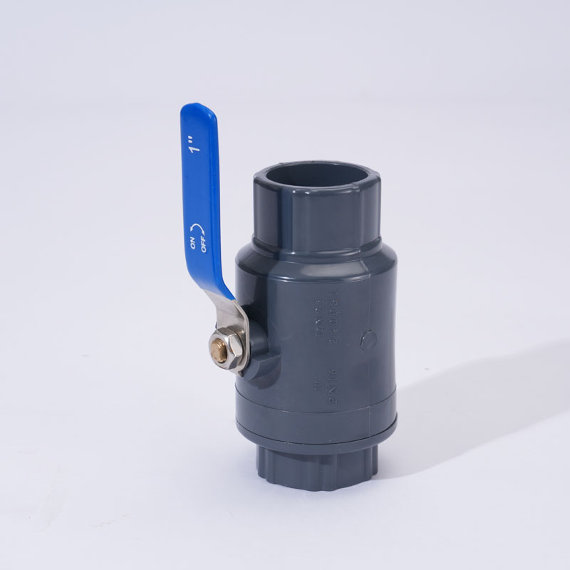 Manual UPVC Ball Valve Stainless Steel Handle for Household Cold Water Pipe System