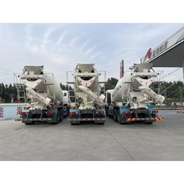 Sinotruck Howo Used Concrete Mixer Truck 8×4 Drive Mode 12m³ Tanker