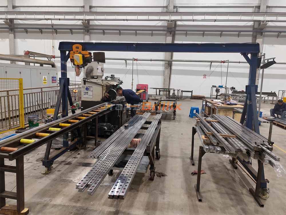 RGH25HA Roller Linear Guide Block for Heavy Load CNC Systems